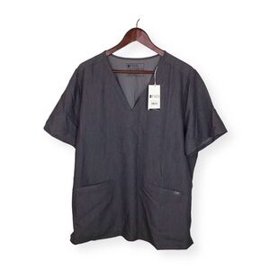 NWT FIGS Casma Three Pocket Scrub Top in Graphite Size XXL.